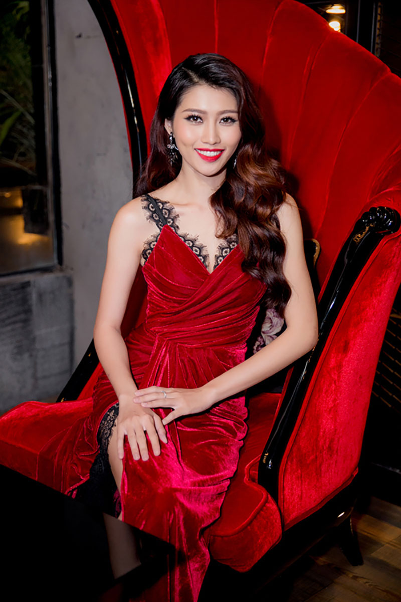 Những quý cô độc thân tuổi Tuất của showbiz Việt